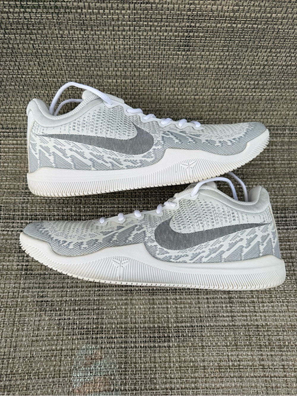 Nike Mamba Rage Pure Platinum Men’s Kobe Bryant White 908972-100 Size 9.5 - Picture 7 of 16